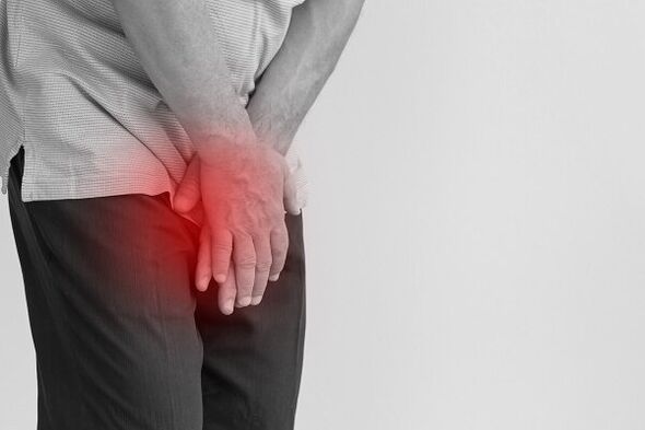 Chronic prostatitis manifests as discomfort in the genital region